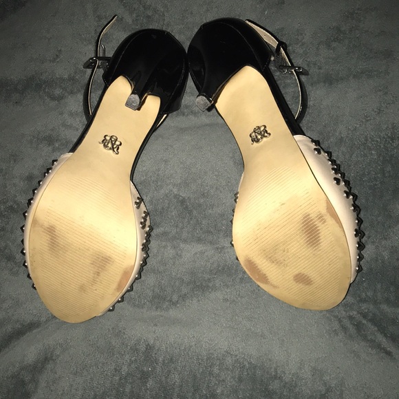 Heels - Picture 4 of 5